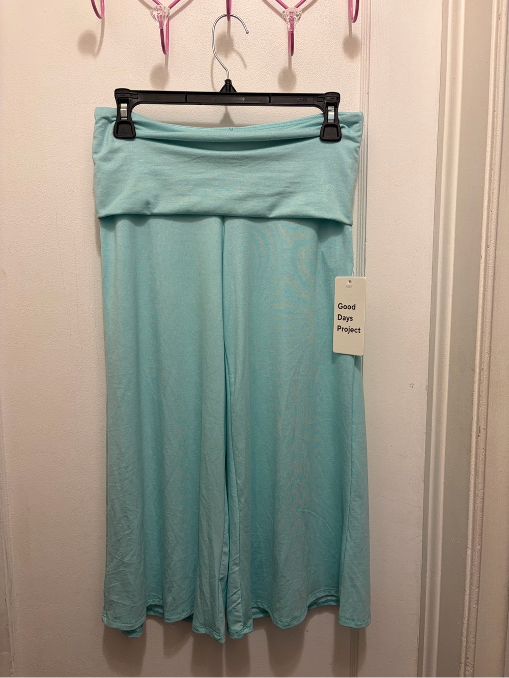 Good Days Project aqua blue fold-over Gaucho pants size small